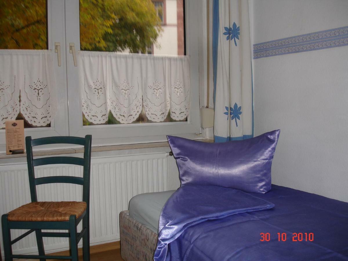 Acasa Bed & Breakfast Frankfurt nad Menem Zewnętrze zdjęcie