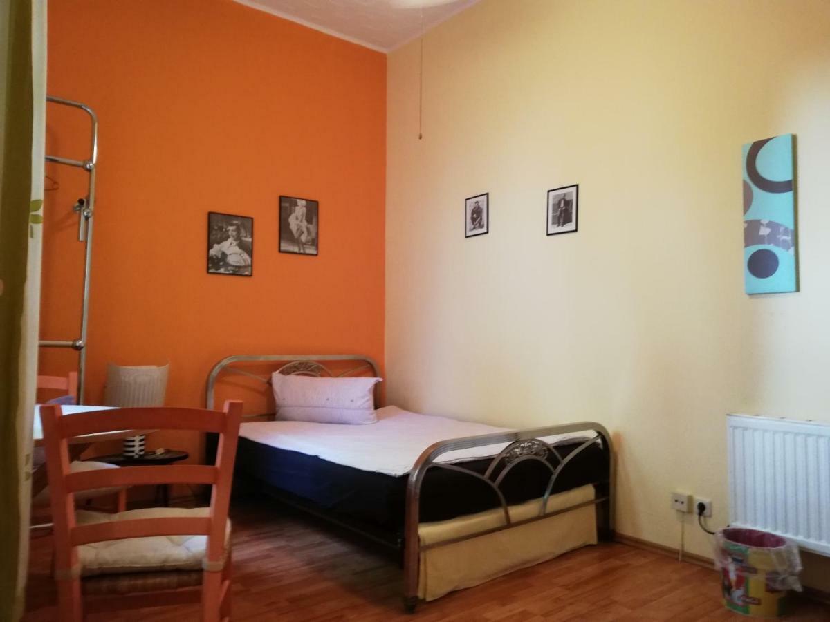 Acasa Bed & Breakfast Frankfurt nad Menem Zewnętrze zdjęcie